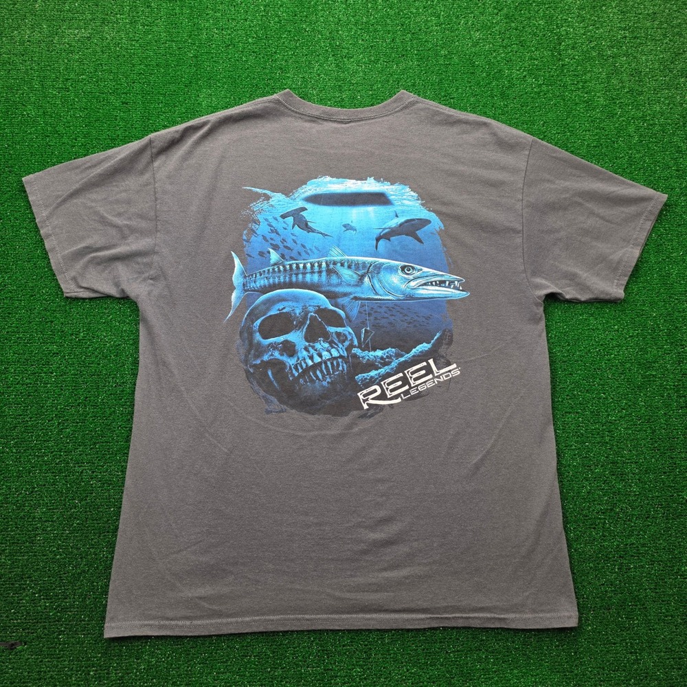 Reel Legends Barracuda Skull Deep Sea Fishing Graphic Tshirt Mens XL Gray